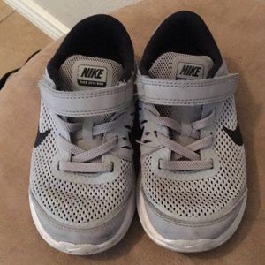 Toddler grey Nike sneakers